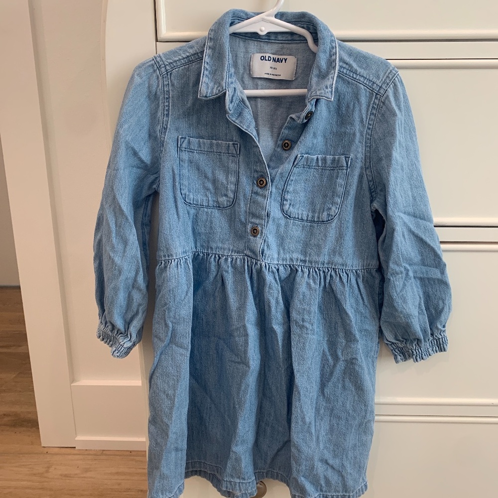 Girls dress